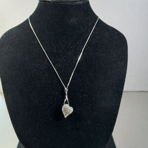 Swarovski Puffed Heart Pendant with Crystals & Lariat device on box chain Swans